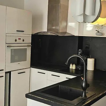 лазур Burgas Stad